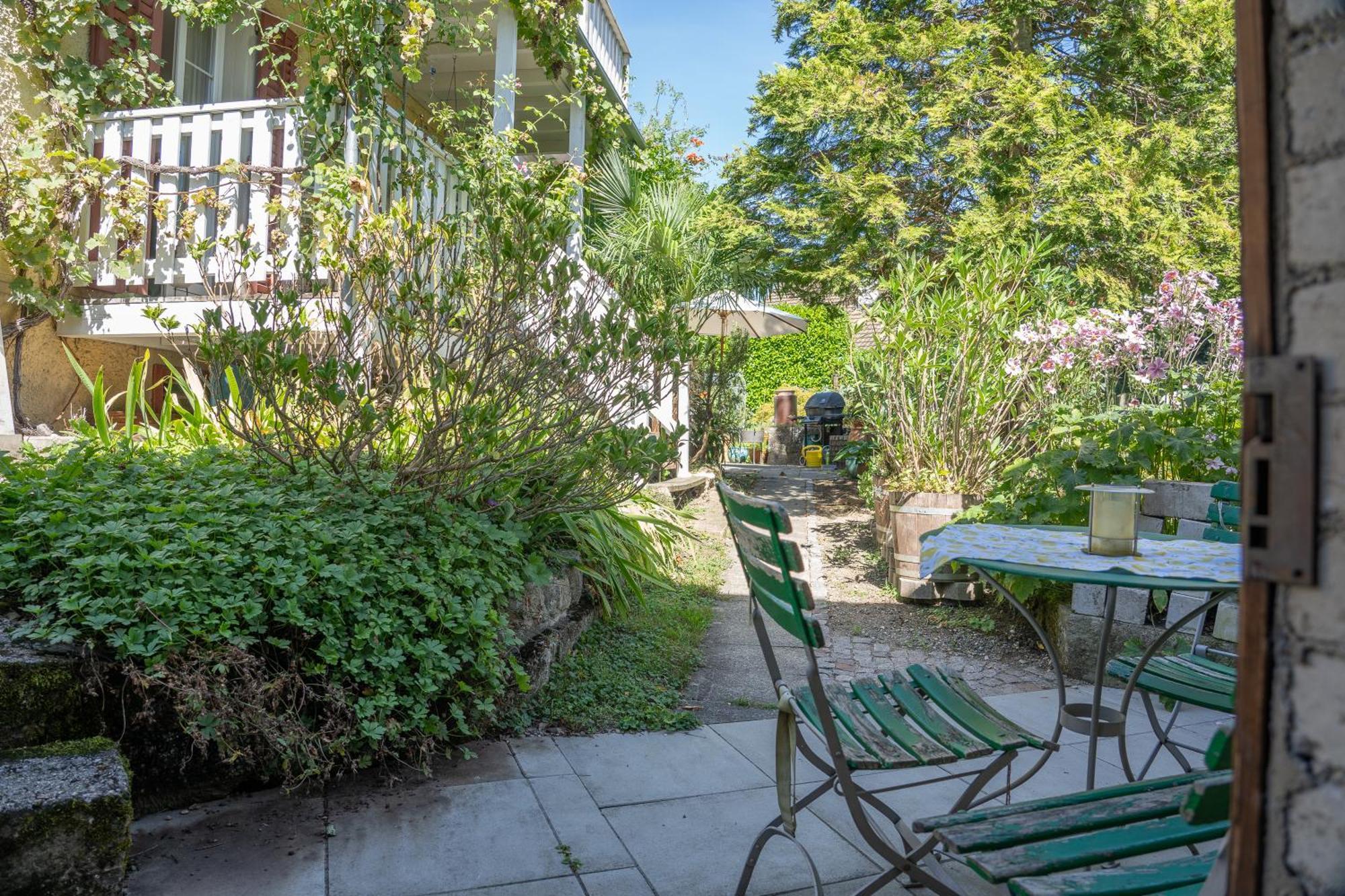 Tiny House Chez Claudine - Relaxen, Workspace, Naehe Thermen, Netflix, Free Parking & Wifi Brugg  Ngoại thất bức ảnh