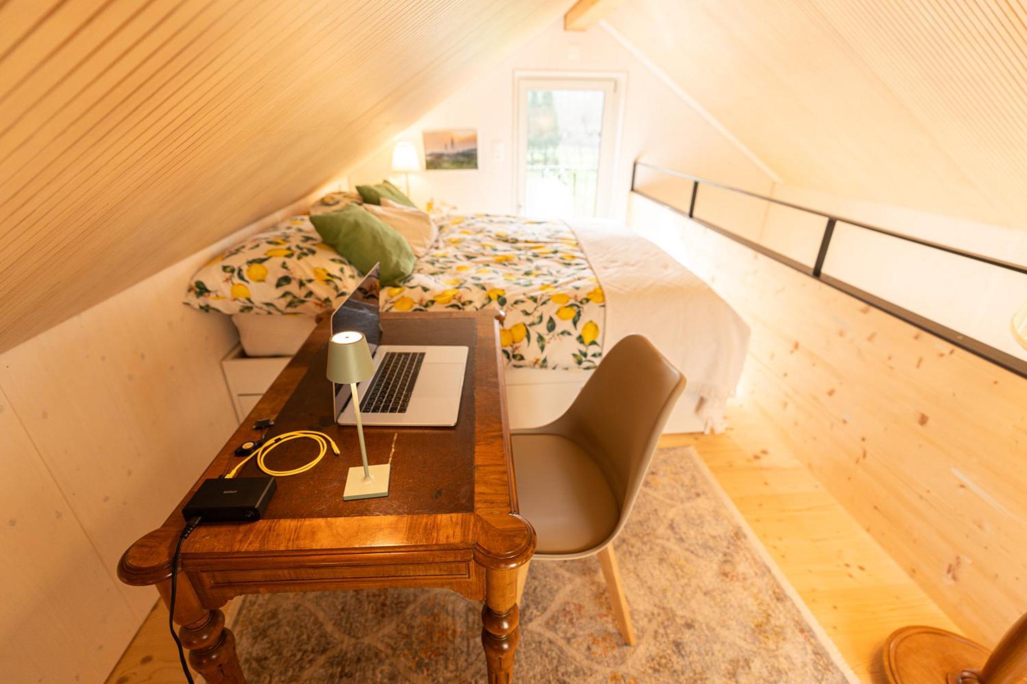 Tiny House Chez Claudine - Relaxen, Workspace, Naehe Thermen, Netflix, Free Parking & Wifi Brugg  Ngoại thất bức ảnh